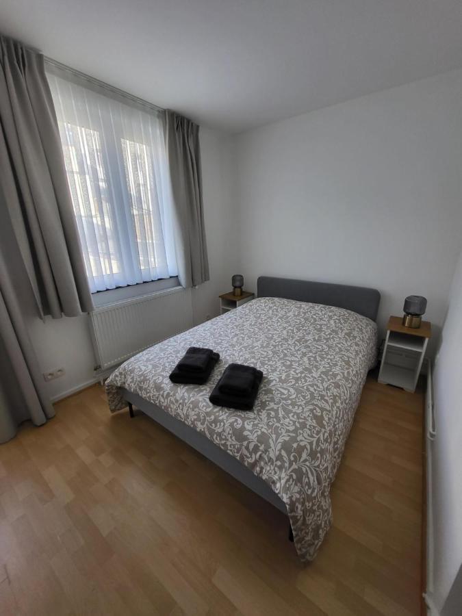 Studio Alicia, Idealement Situe Etterbeek Eksteriør billede